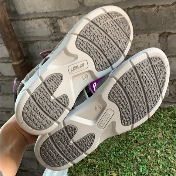 NWT Khombu Womens River sandal 2020 Grey - Picture 5 of 5